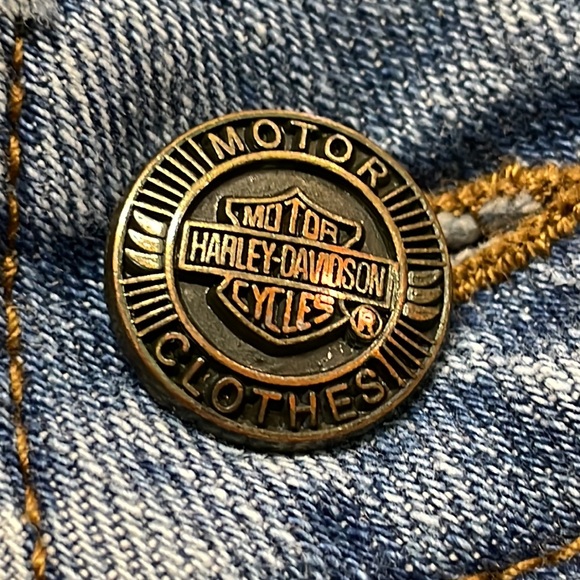 🎉HP🎉Harley Davidson Studded and Embroidered Flames Ladies Petite Jeans - Picture 7 of 10